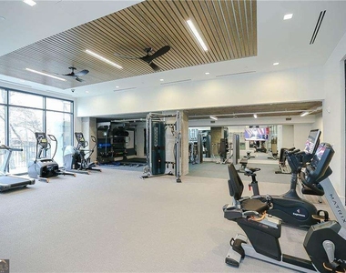 788 W Marietta Street - Photo Thumbnail 3
