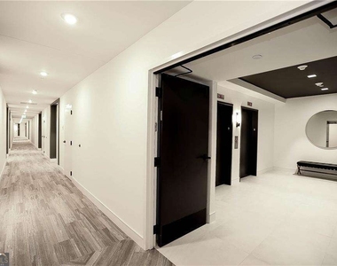 788 W Marietta Street - Photo Thumbnail 11