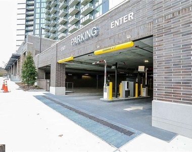 788 W Marietta Street - Photo Thumbnail 5