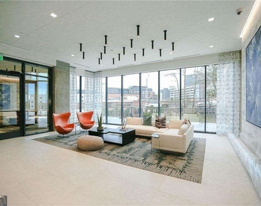 788 W Marietta Street - Photo Thumbnail 7
