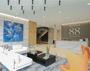 788 W Marietta Street - Photo Thumbnail 6