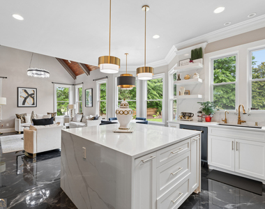 2660 Springbluff Court - Photo Thumbnail 7