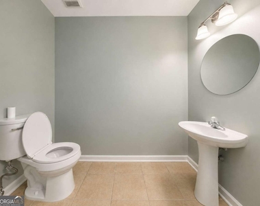 2490 Emma Way Nw - Photo Thumbnail 14
