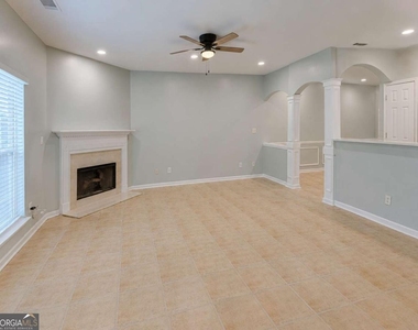 2490 Emma Way Nw - Photo Thumbnail 7