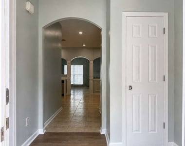 2490 Emma Way Nw - Photo Thumbnail 3