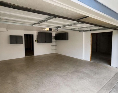 1235 Grayland Hills Drive - Photo Thumbnail 15