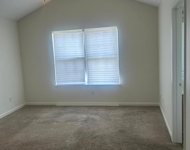 1253 Chinon Point - Photo Thumbnail 5