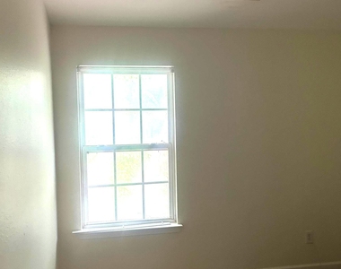1253 Chinon Point - Photo Thumbnail 12