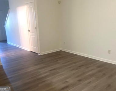 1253 Chinon Point - Photo Thumbnail 2