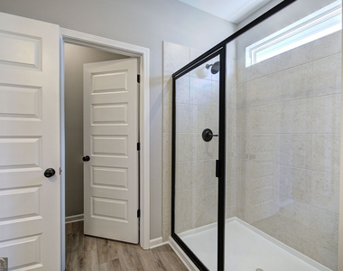 401 Perth Drive - Photo Thumbnail 29