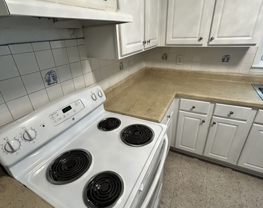 110 Roberts Road - Photo Thumbnail 6