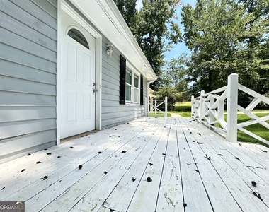 110 Roberts Road - Photo Thumbnail 2