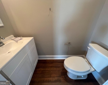 82 Liberty Court - Photo Thumbnail 2