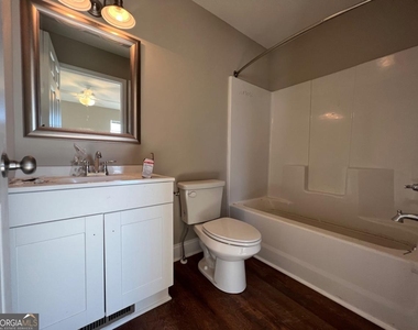 82 Liberty Court - Photo Thumbnail 7