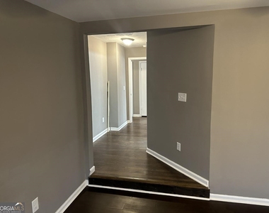 1545 Gaylor Drive - Photo Thumbnail 15