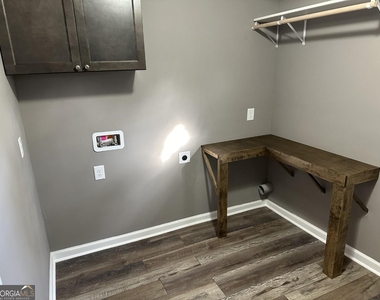 1545 Gaylor Drive - Photo Thumbnail 18