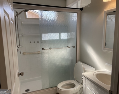 403 Fairfield Court - Photo Thumbnail 10