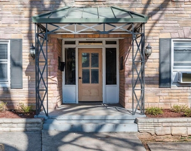 1338 Mclendon Avenue - Photo Thumbnail 16