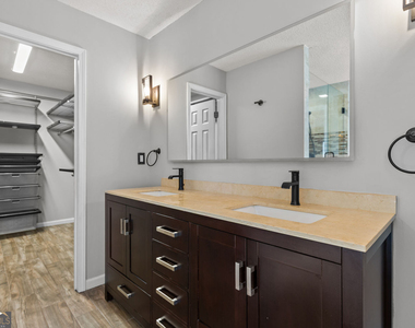 2315 Hiawassee Drive - Photo Thumbnail 27