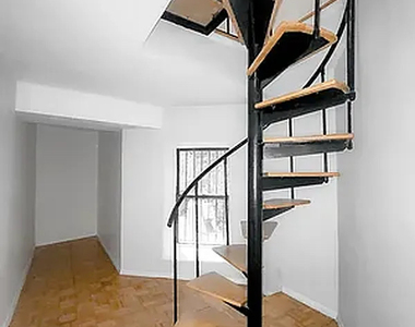 208 West 82nd Street - Photo Thumbnail 1