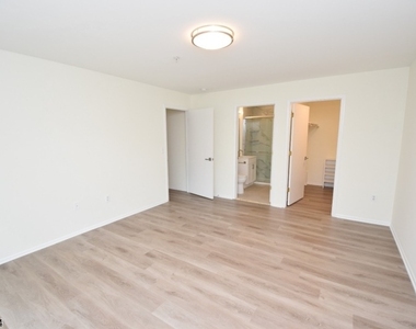 1311 King Ct - Photo Thumbnail 11