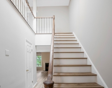 54 Eton Ct - Photo Thumbnail 17