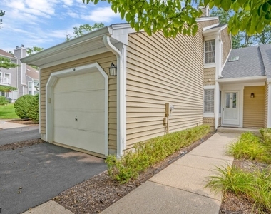 54 Eton Ct - Photo Thumbnail 32