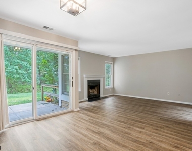54 Eton Ct - Photo Thumbnail 8