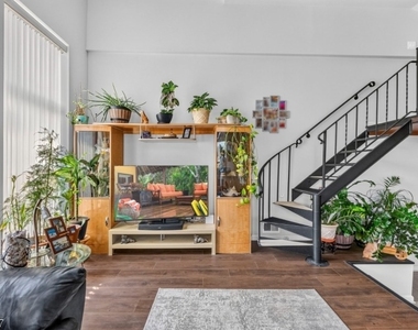 1470 Campbell St - Photo Thumbnail 18