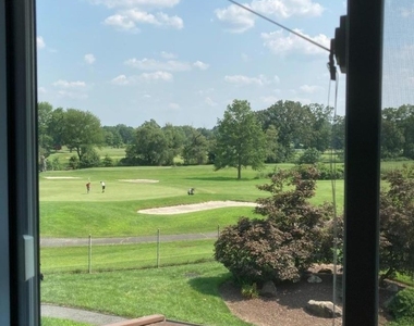 250 Ridgedale Ave - Photo Thumbnail 10