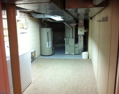 250 Ridgedale Ave - Photo Thumbnail 35
