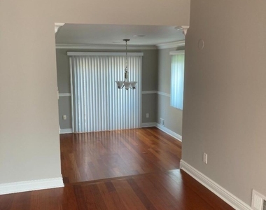 250 Ridgedale Ave - Photo Thumbnail 22