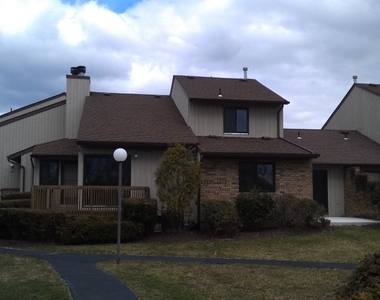 250 Ridgedale Ave - Photo Thumbnail 2