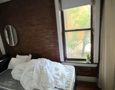 410 East 13th Street - Photo Thumbnail 4