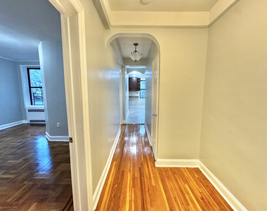 5201 Clarendon Road - Photo Thumbnail 3