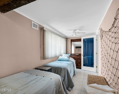 102 W Colony Road - Photo Thumbnail 27