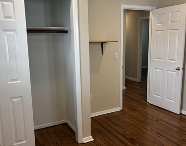 2245 Edgar Road - Photo Thumbnail 11