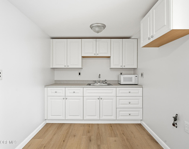638 Overton Place - Photo Thumbnail 37