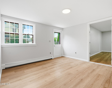638 Overton Place - Photo Thumbnail 33