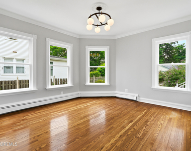 638 Overton Place - Photo Thumbnail 11