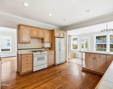638 Overton Place - Photo Thumbnail 15