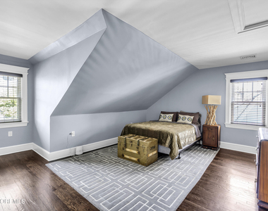 703 7th Avenue - Photo Thumbnail 28