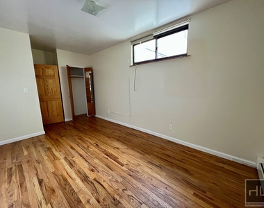255 17th St - Photo Thumbnail 7