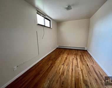 255 17th St - Photo Thumbnail 6