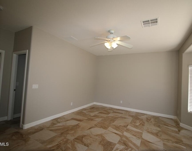 15225 W Shaw Butte Drive - Photo Thumbnail 10
