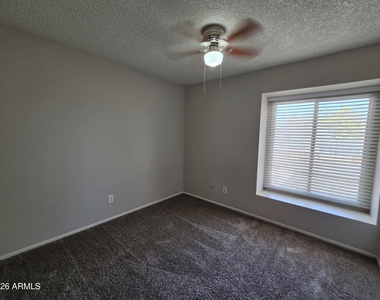 3213 W Royal Palm Road - Photo Thumbnail 13