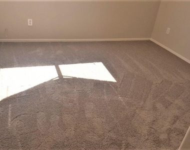 12926 W Fleetwood Lane - Photo Thumbnail 4