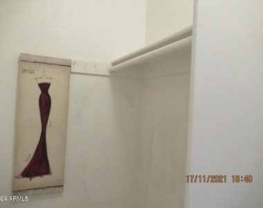 2324 W Highland Court - Photo Thumbnail 38