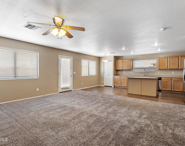 34994 N Barzona Trail - Photo Thumbnail 5