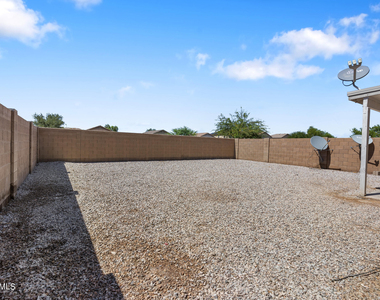 34994 N Barzona Trail - Photo Thumbnail 26